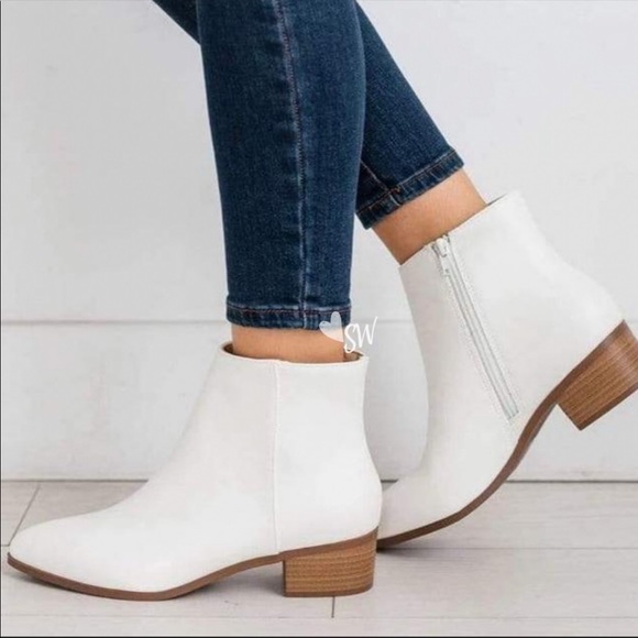 LAST 3✨ white ankle booties wood heel boots - Picture 2 of 6